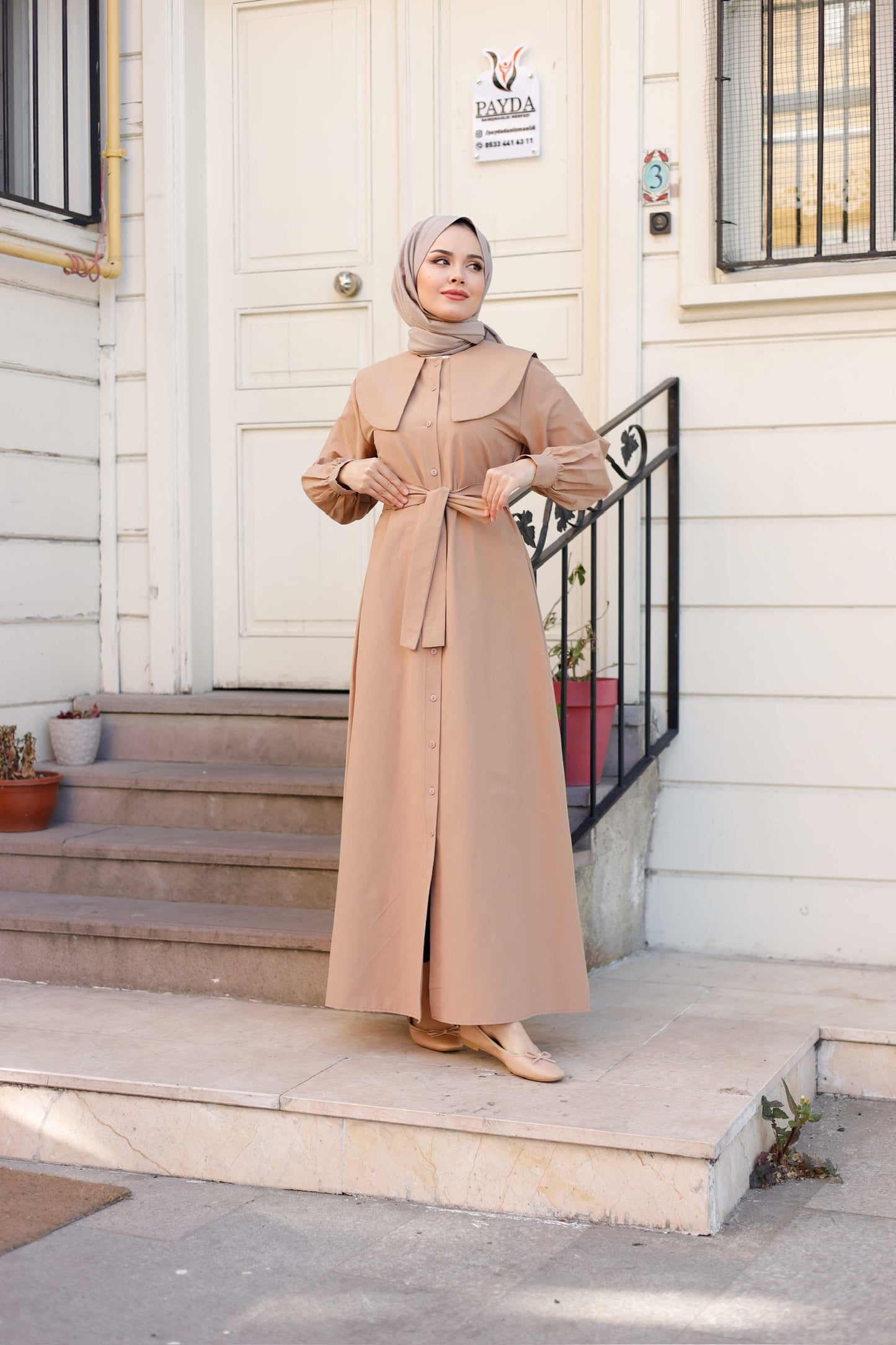 %100 Pamuk Oversize Yaka Kuşaklı Tesettür Düğmeli Elbise (5 Renk Seçeneği - 38/44 Beden)
