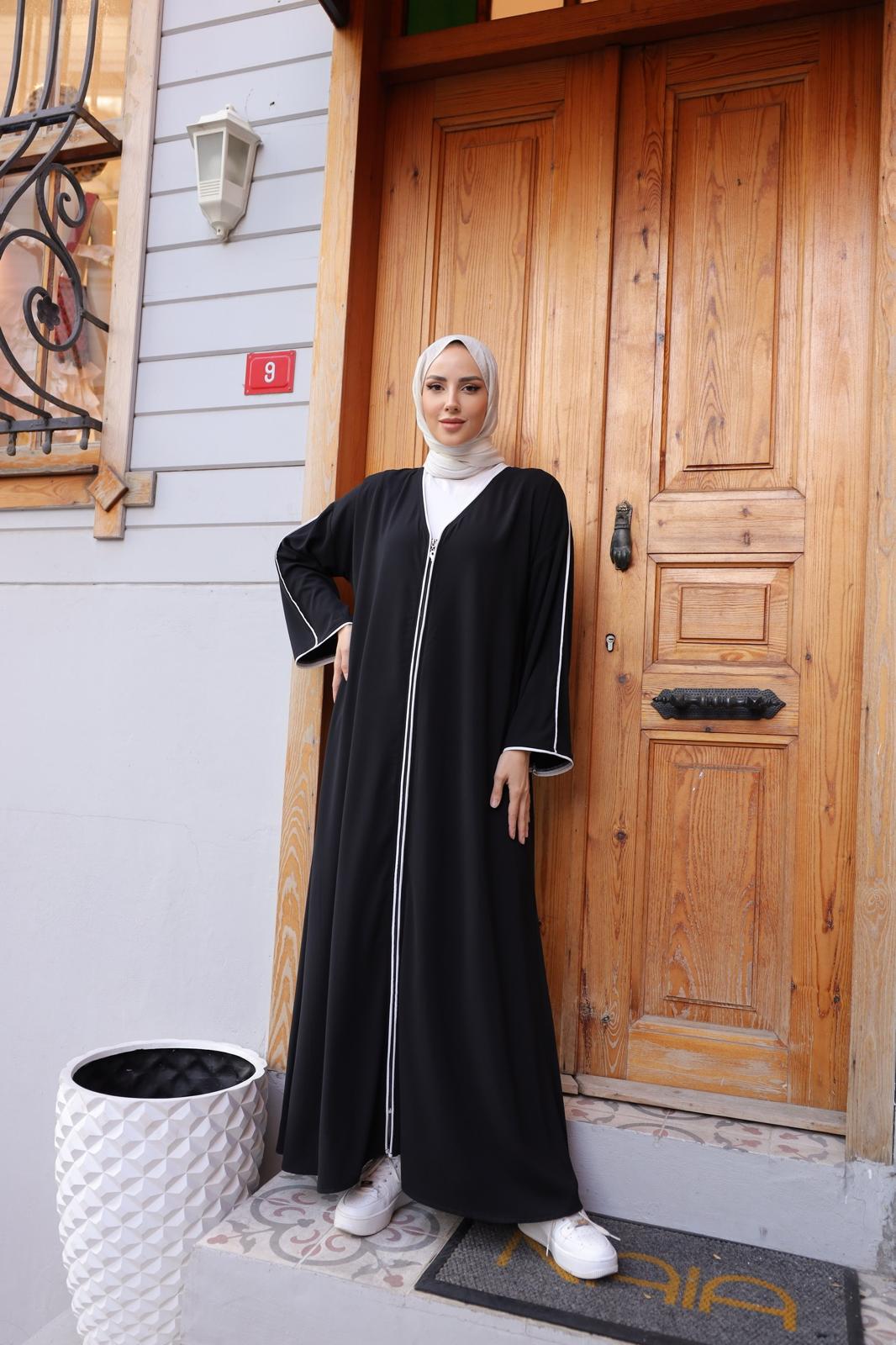 İthal Medine İpeği Biye Detaylı Oversize Ferace – Siyah & Lacivert | 38-46 Beden