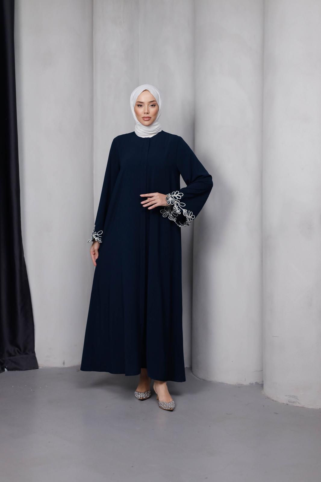 SÜZÜNE DETAYLI ŞIK FERACE