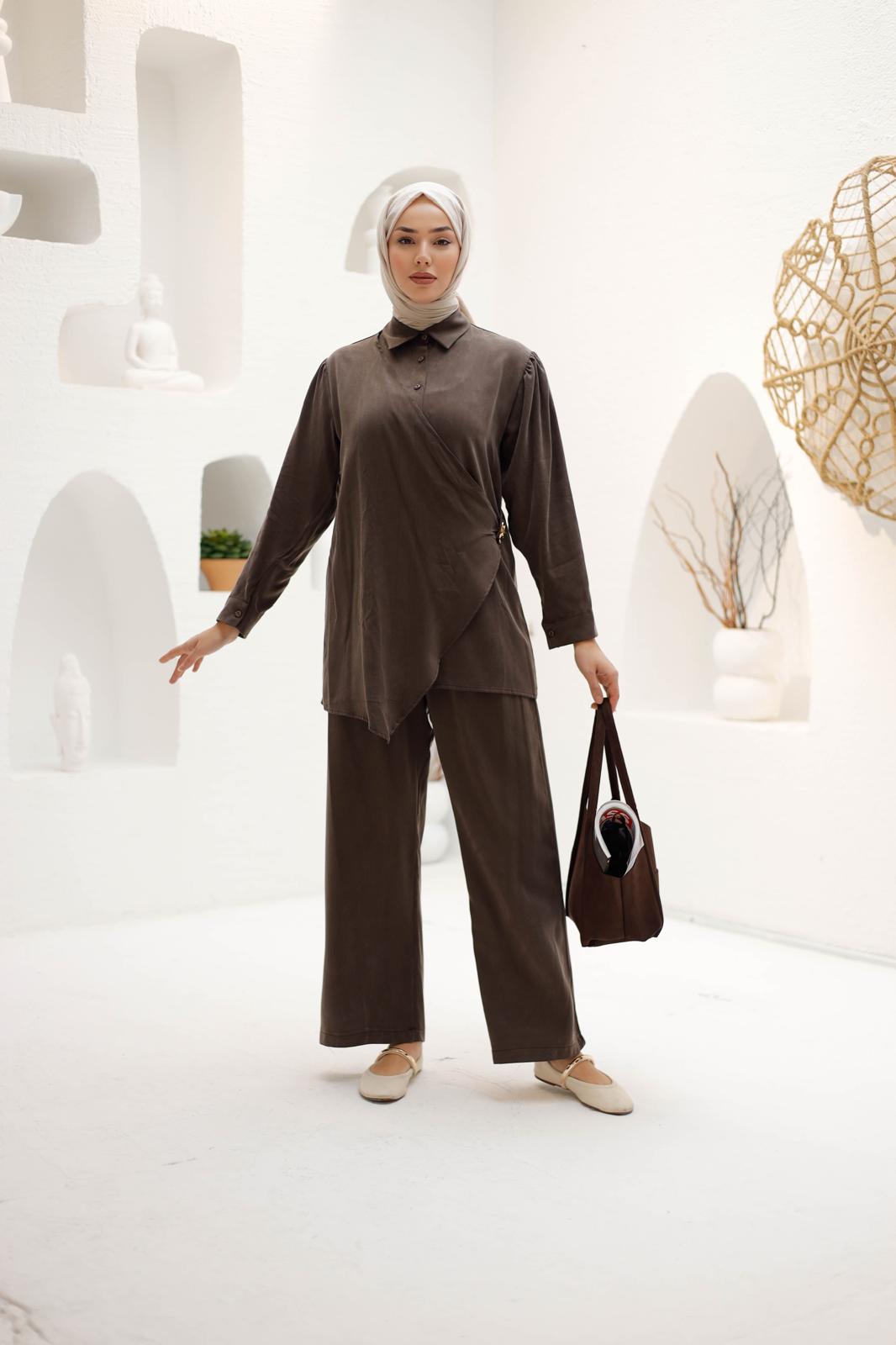 KRUVAZE İPEK KUPRA PANTOLONLU TAKIM