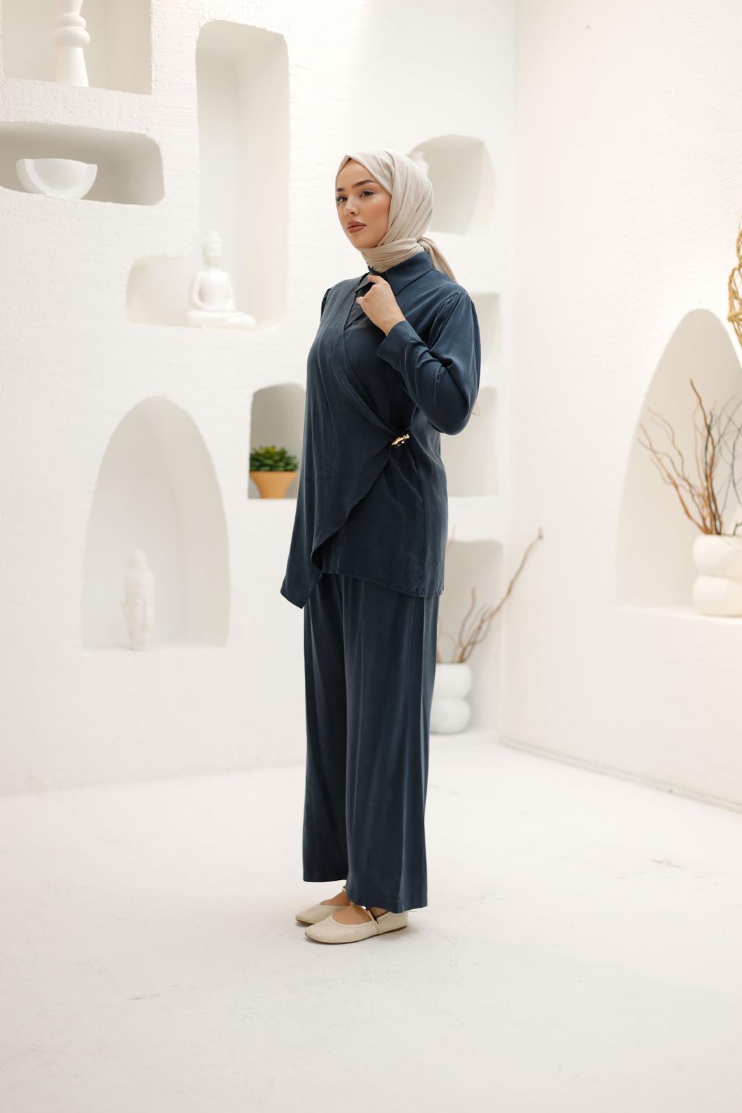 KRUVAZE İPEK KUPRA PANTOLONLU TAKIM