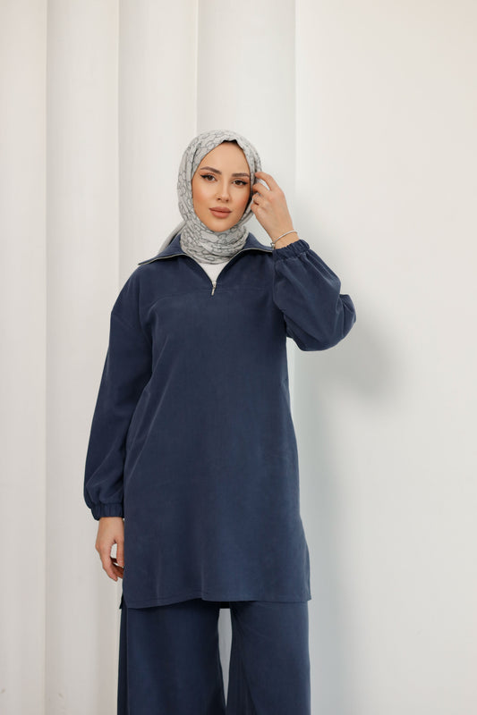 İndigo Organik Kumaş Pure Kupra TakımOrganik Kumaş Pure Kupra Takım – Doğal, Şık ve Konforlu! %100 taşlanmış kupra kumaştan üretilen Organik Kumaş Pure Kupra Takım, hem şıklığı hem de rahatlığı bir araya getiriyor. Yüksek kaliteli organik kumaşı sayesinde