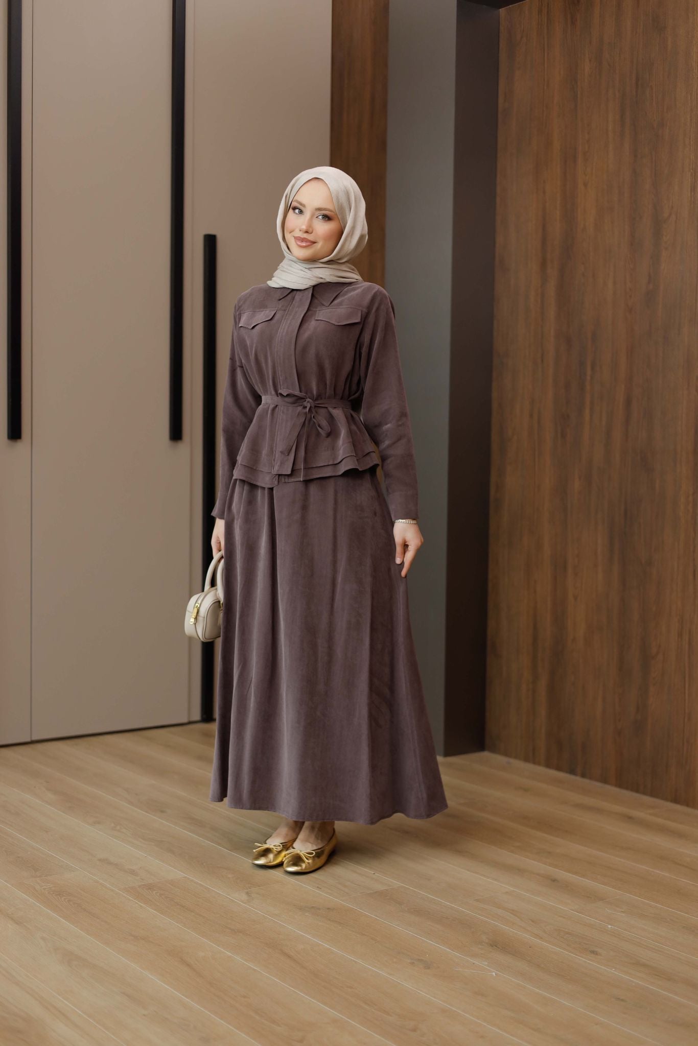 CEP KAPAKLI ETEKLİ TAKIM