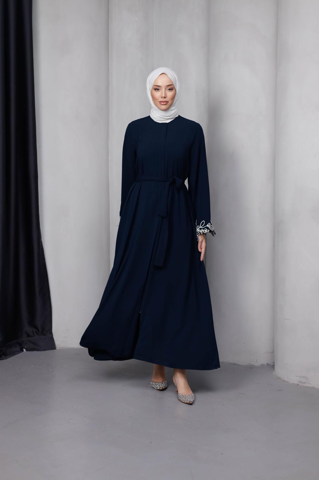 SÜZÜNE DETAYLI ŞIK FERACE