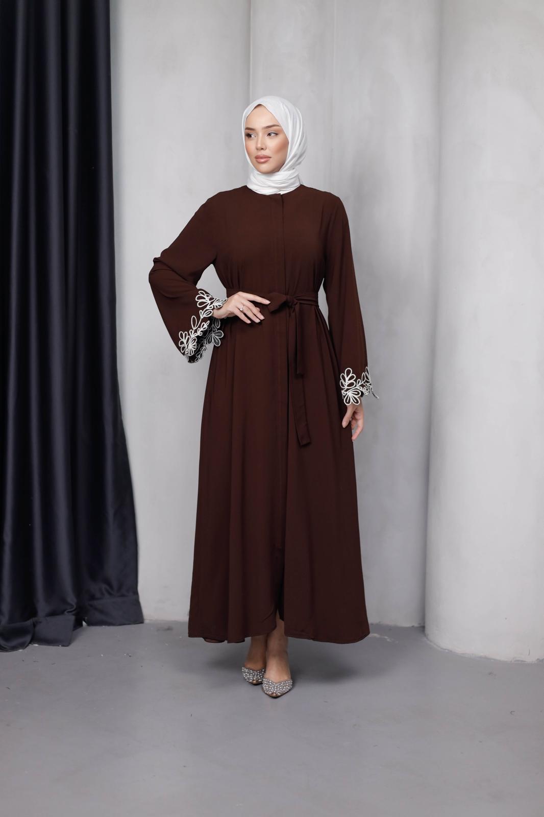 SÜZÜNE DETAYLI ŞIK FERACE